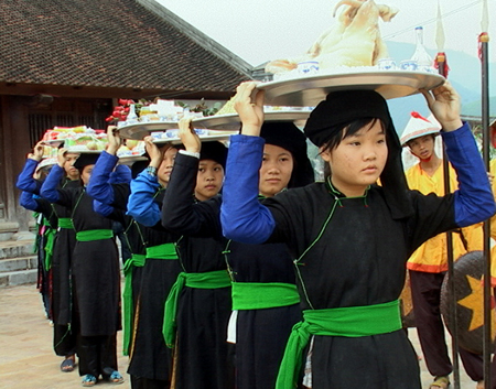 Tháng 9, về Văn Yên (Yên Bái) dự lễ đền Nhược Sơn