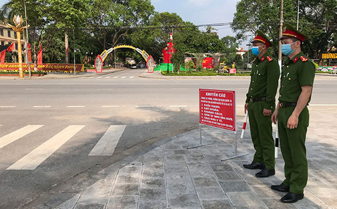 Công an Yên Bái là lực lượng tham gia tuyến đầu phòng, chống dịch COVID-19.