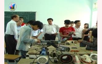 Đoàn công tác của UBND tỉnh Lai Châu thăm và làm việc với Trường Trung cấp Nghề dân tộc nội trú Nghĩa Lộ 