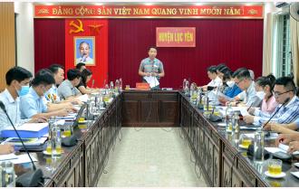 Phó Chủ tịch HĐND tỉnh Vũ Quỳnh Khánh giám sát tại huyện Lục Yên
