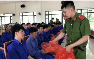 Công an huyện Lục Yên gặp mặt các học viên tại Cơ sở Cai nghiện ma túy tỉnh