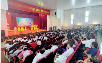 Khánh thành Rạp Hồng Hà nâng cấp và trao giải Hội diễn Nghệ thuật quần chúng người cao tuổi thành phố Yên Bái