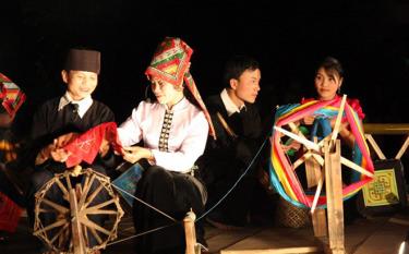 Thị xã Nghĩa Lộ đã phát huy tốt việc bảo tồn văn hóa dân tộc Thái gắn với phát triển du lịch.