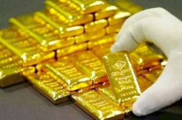 Giá vàng trong nước vượt ngưỡng kháng cự 62 triệu đồng/lượng.
