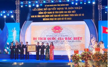 Đảng bộ, chính quyền, quân và dân huyện đảo Cô Tô vinh dự đón nhận Bằng xếp hạng di tích quốc gia đặc biệt cho Di tích lịch sử Khu lưu niệm Chủ tịch Hồ Chí Minh trên đảo Cô Tô.