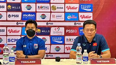 Huấn luyện U16 Thái Lan và U17 Việt Nam trả lời họp báo trước trận đấu.