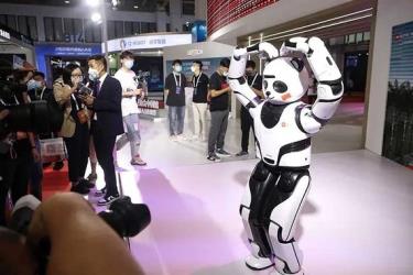 Một sản phẩm robot tại Hội nghị Robot thế giới 2021.